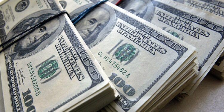Житель Б.Гафурова украл внедорожник и $200 тыс. по наводке подельников из Кыргызстана
