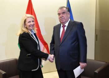 Эмомали Рахмон встретился с Исполнительным директором Детского фонда ООН (ЮНИСЕФ) Кэтрин Расселл