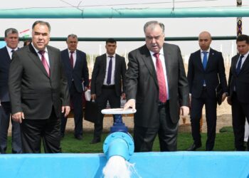 Глава государства Эмомали Рахмон посетил с рабочим визитом город Истиклол