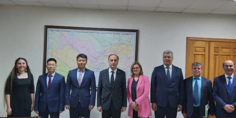 Таджикистан и Китай построят мосты и дороги в ГБАО
