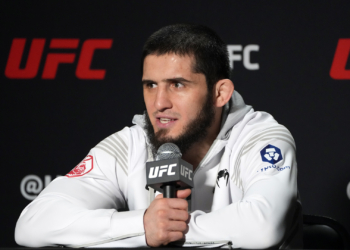 Ислам Махачев будет защищать титул UFC в Абу-Даби