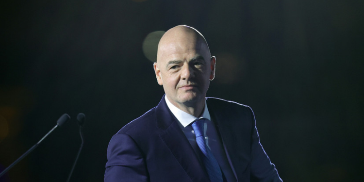 Президент FIFA посетит Таджикистан 1 мая