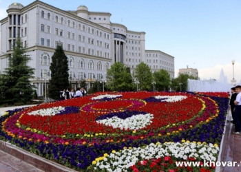 В Душанбе подведены итоги городского конкурса цветов «Сайри гули лола»