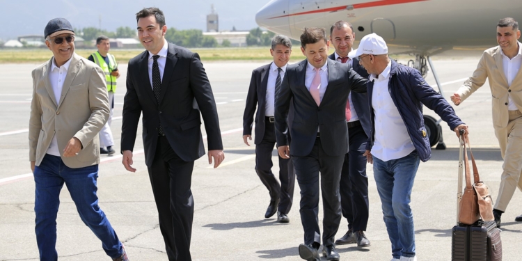 Президент Азиатской футбольной Конфедерации Шейх Салман бин Ибрагим Аль-Халифа, прибыл с рабочим визитом в Таджикистан