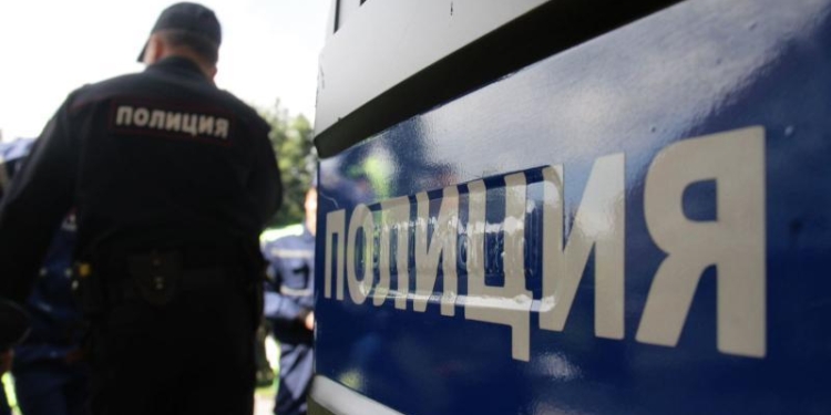 Трое граждан Таджикистана получили ножевые ранения в результате драки на западе Москвы