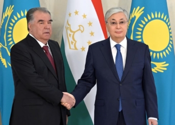 Президент Казахстана и Президент Таджикистана подписали Декларацию о союзническом взаимодействии между странами