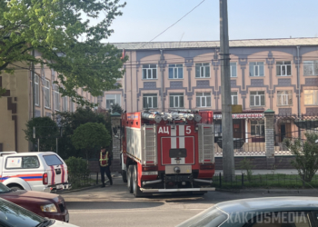 В Бишкеке эвакуировали сотрудников и учеников школы после сообщения о бомбе