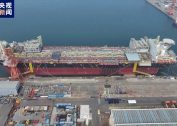 В Китае в эксплуатацию сдан первый в мире «морской нефтеперерабатывающий завод»