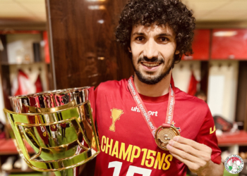 Вахдат Ханонов в составе «Персеполиса» стал чемпионом Ирана