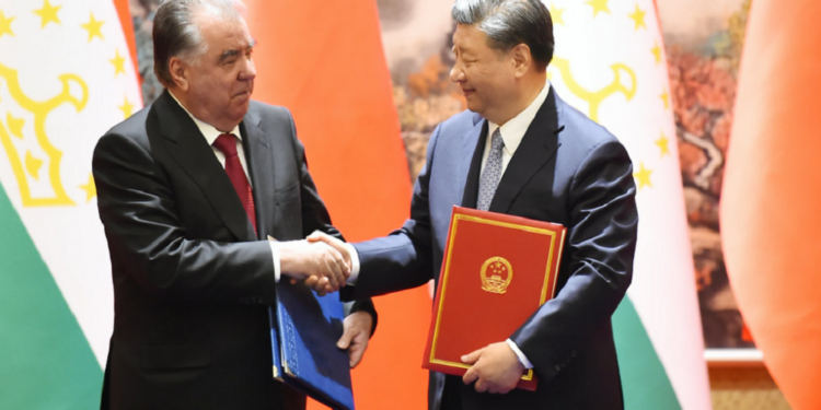 Подписаны новые документы о сотрудничестве между Таджикистаном и Китаем