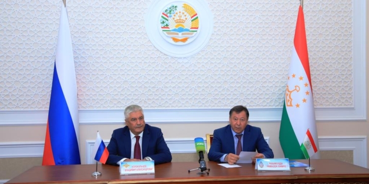 Министры внутренних дел Таджикистана и России провели пресс-конференцию