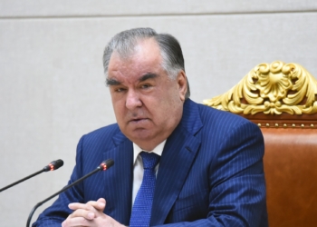 Эмомали Рахмон поручил правительству и главам регионов хорошо подготовиться к зиме