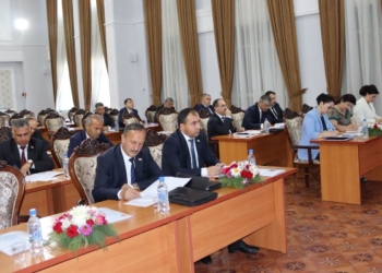 В Академии Госуправления открылись курсы повышения квалификации госслужащих