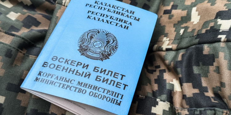 Казахстан : в Минобороны рассказали о том, как «ловят» призывников
