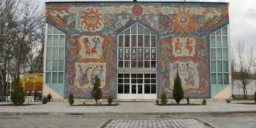 Душанбинский театр кукол представит в Республике Хакасия постановку «Навруз»