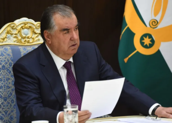 Президент Эмомали Рахмон освободил от должности председателей суда города Душанбе и Согдийской области