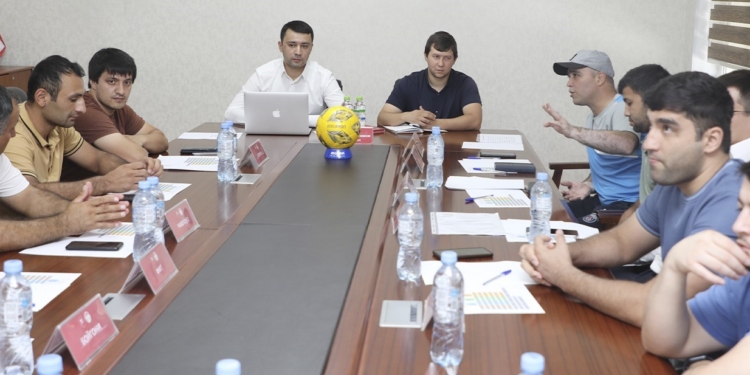 В Душанбе стартует турнир по футзалу на Кубок ФФТ