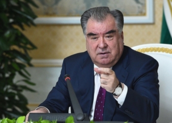 Президент Таджикистана провёл встречу с руководителями и активистами ГБАО