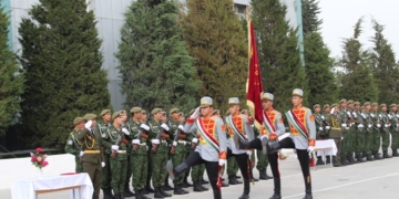 Эмомали Рахмон подписал указ об осеннем призыве