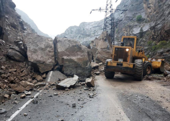 IRS: Автодорога Душанбе-Худжанд временно закрыта