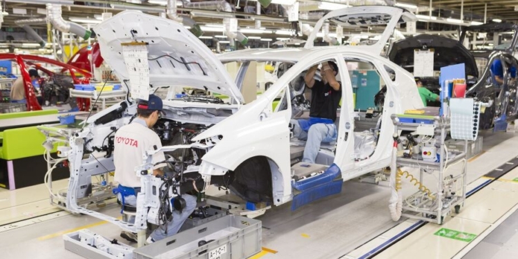 Все 14 заводов Toyota в Японии остановили работу из-за системного сбоя