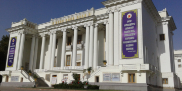 В Душанбе создадут Координационный совет театров оперы и балета стран СНГ