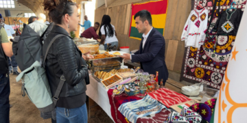 Таджикистан преставил народные ремесла на Фестивале-выставке в Берне