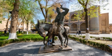 Узбекистан: Памятник Ходже Насреддину Эфенди