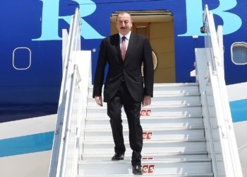 Президент Азербайджана Ильхам Алиев прибыл с визитом в Таджикистан