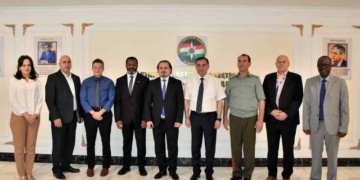 Глава КЧС вручил благодарственные письма международным партнерам