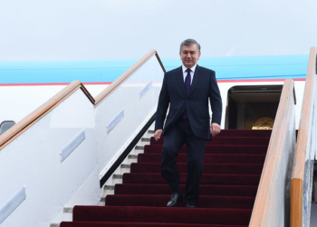 Президент Узбекистана Шавкат Мирзиёев прибыл с визитом в Таджикистан