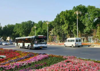 В Худжанде для льготников установлен бесплатный проезд в автобусе