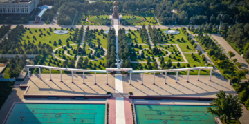 Узбекистан: Площадь Независимости