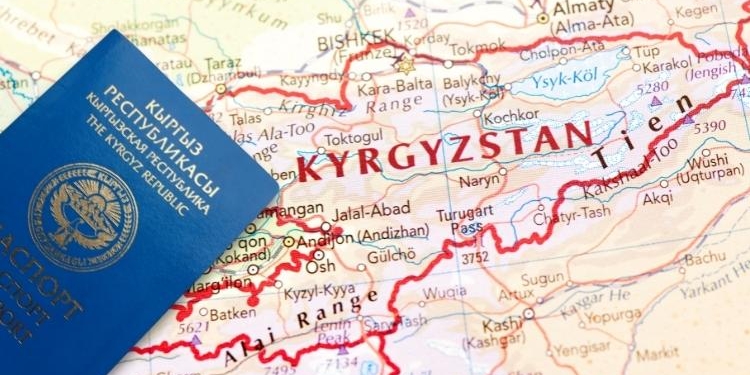 Киргизия ограничивает безвизовый режим для иностранцев