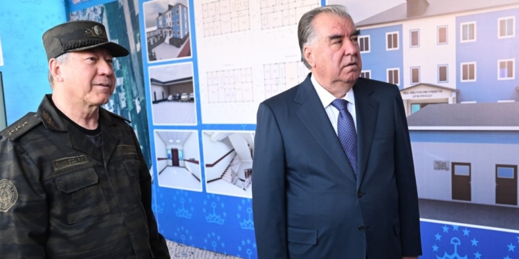 В Вахдате сдано новое здание регионального отдела по борьбе с организованной преступностью МВД