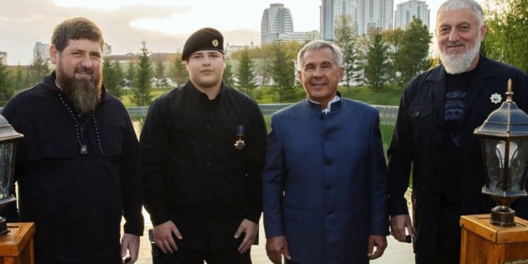 Сына Кадырова снова наградили