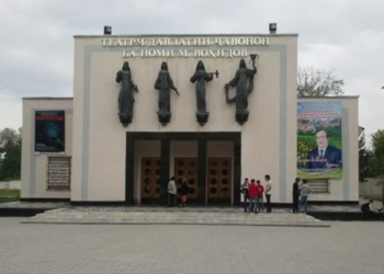 Таджикский театр представил в Туркменистане спектакль «Ночь вдали от Родины»