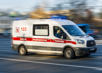 В Петербурге 33-летнему рабочему из Таджикистана раздробило ногу пятитонной металлической балкой