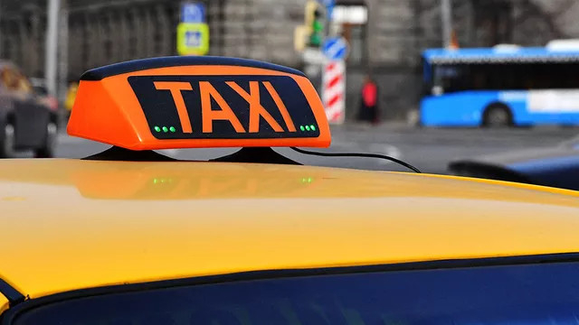 Власти Тюменской области РФ продлили запрет на трудоустройство мигрантов в такси