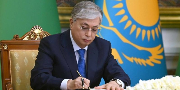 Токаев подписал указ о ликвидация дискриминации в отношении женщин