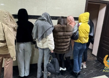 Полицией Казахстана проводятся масштабные рейды по притонам, саунам и массажным салонам