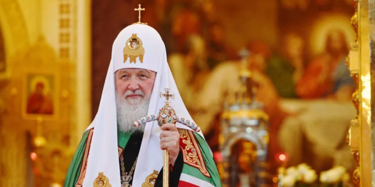 Патриарх Кирилл назвал действия мигрантов угрозой межнациональному миру в России