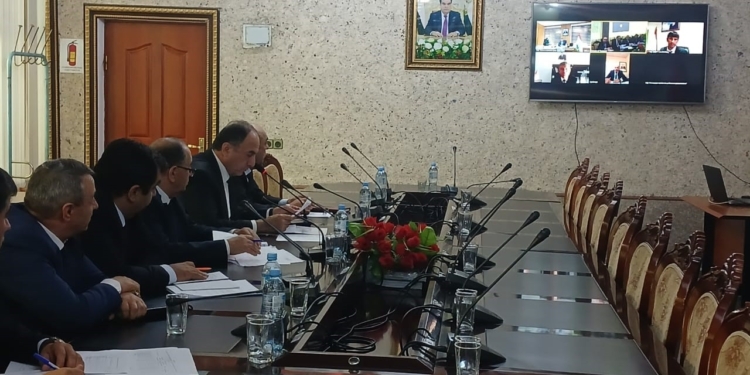 Транспортники Таджикистана отчитались о подготовке к зиме