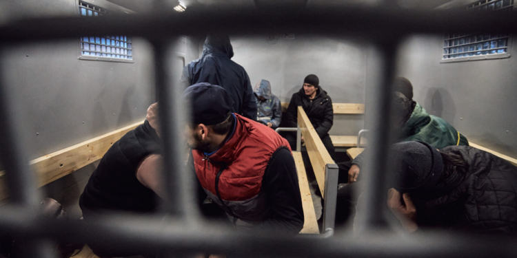 В Самарской области РФ полиция ищет нелегальных мигрантов на стройках