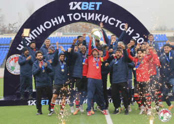 «Истоклолу» вручен чемпионский кубок и золотые медали