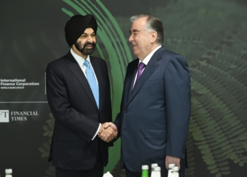 Эмомали Рахмон провёл встречу с Президентом Группы Всемирного банка Аджаем Бангой