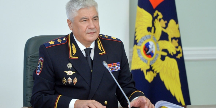 Глава МВД РФ: необходимо оперативно реагировать на любые происшествия с участием мигрантов