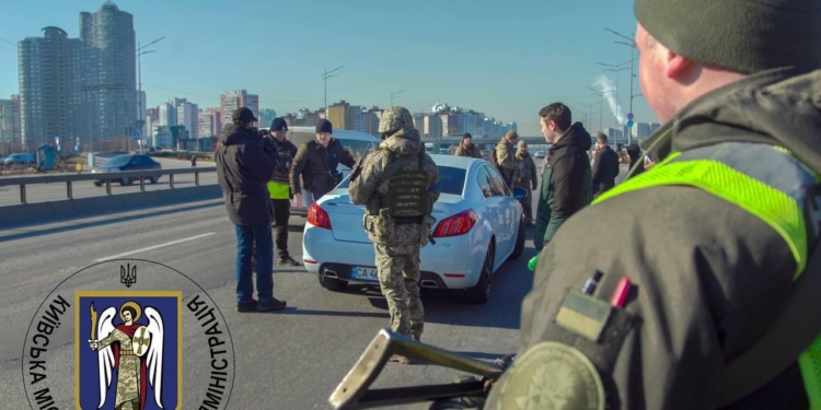 В Киеве проведут учения по безопасности: будут новые блокпосты и проверки машин