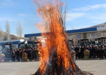 Жители Таджикабада и Рашта отметили праздник Сада