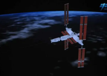 Китайский грузовой корабль «Тяньчжоу-7» успешно состыковался с китайской космической станцией